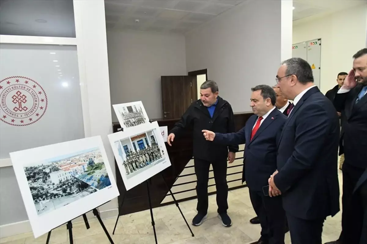 Cumhuriyet Bayramı\'nda Sergi Açıldı