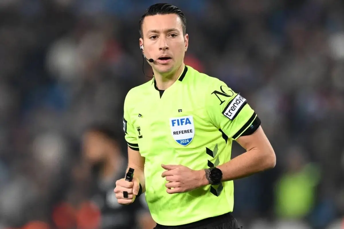 Tepki yağıyor! İşte bahis oynayan Zorbay Küçük\'ün kart karnesi