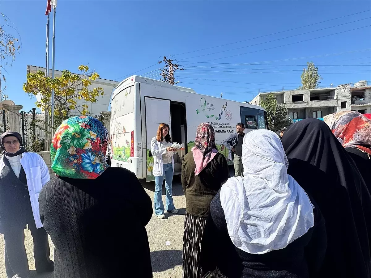 Van\'da Mobil Tarama ile 166 Kadında Erken Kanser Teşhisi