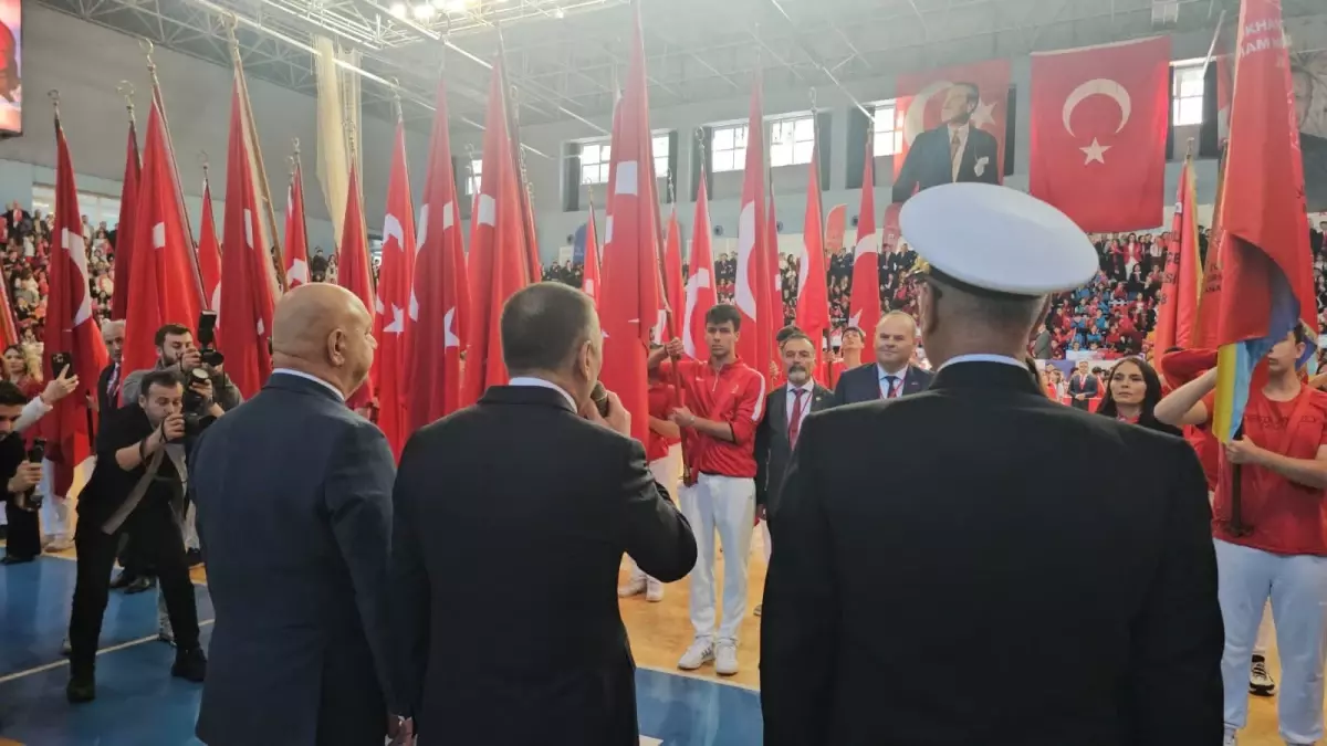 Zonguldak\'ta Su Gösterisiyle Cumhuriyet Bayramı Kutlandı