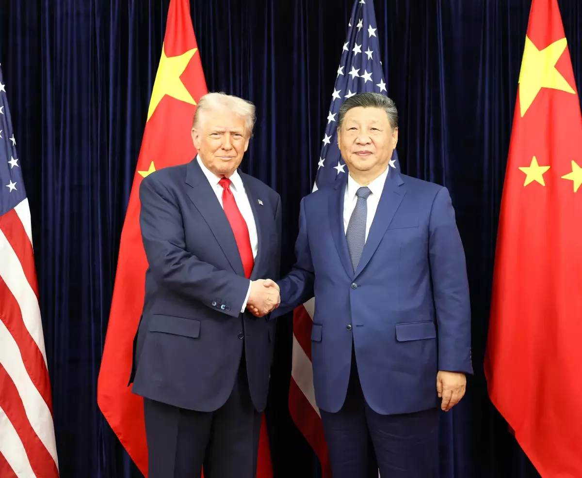 Xi Jinping ve Trump Busan\'da Görüştü