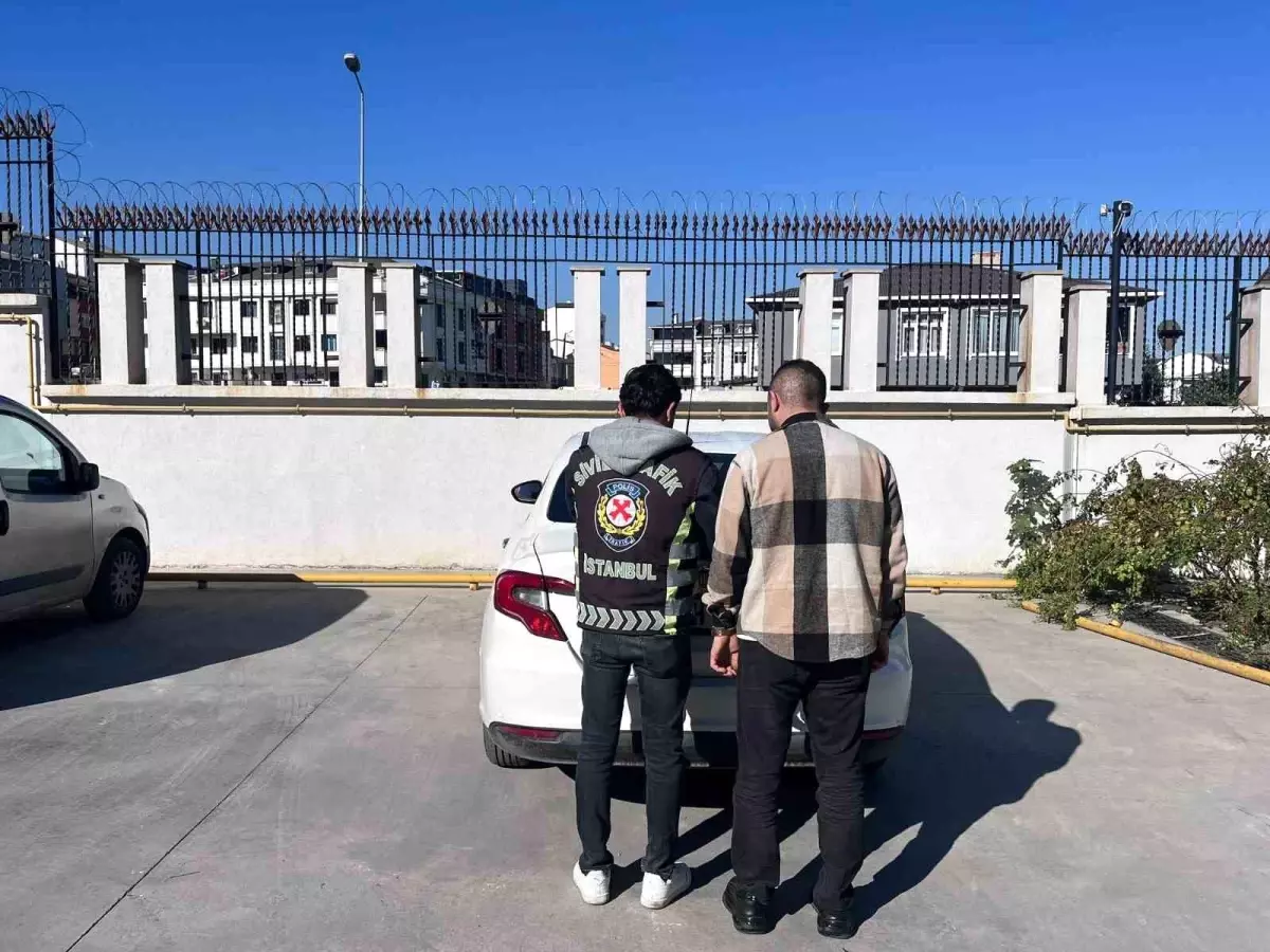 Kırmızı Işıkta Geçen Sürücü Yakalandı