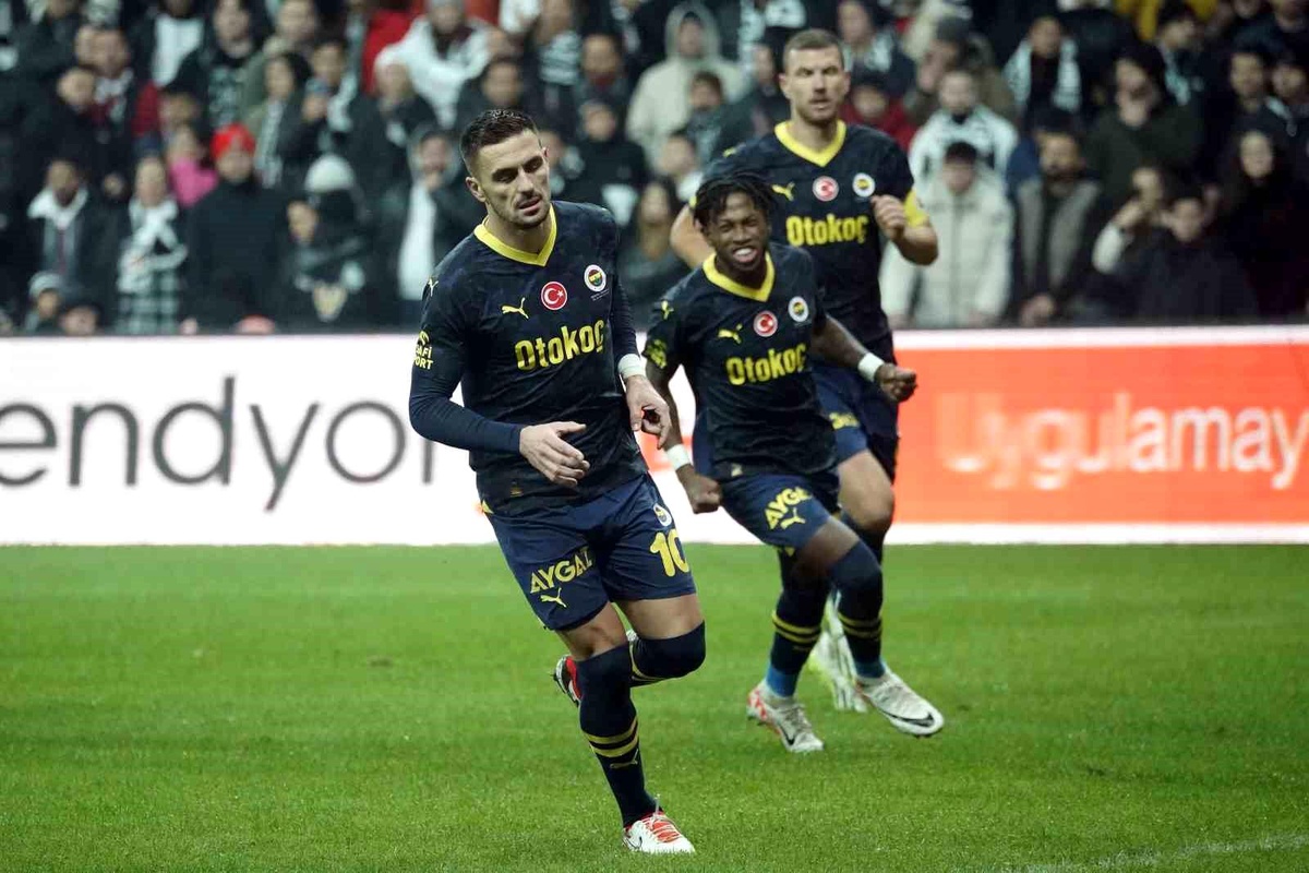 Fenerbahçe ve Beşiktaş\'ta Yabancı Oyuncular Öne Çıkıyor