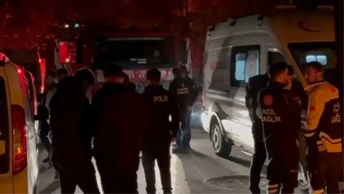 Beylikdüzü\'nde Yangın: Yatalak Adam Hayatını Kaybetti