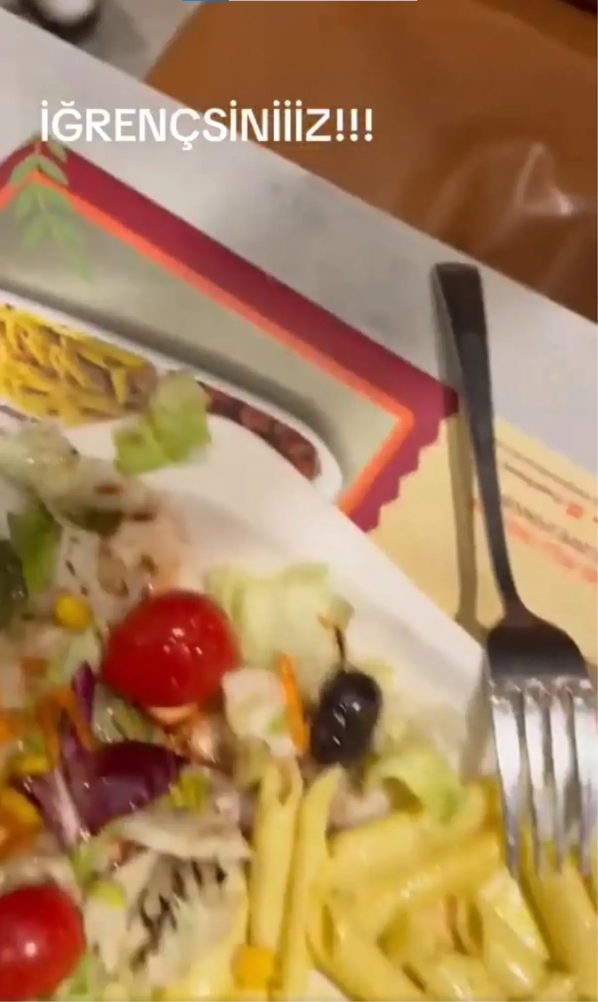 Burası Hindistan değil Türkiye! Ünlü AVM\'de mide bulandıran görüntüler