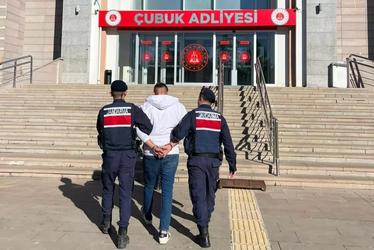 Çubuk\'ta uyuşturucu operasyonu: 14 bin adet ele geçirildi