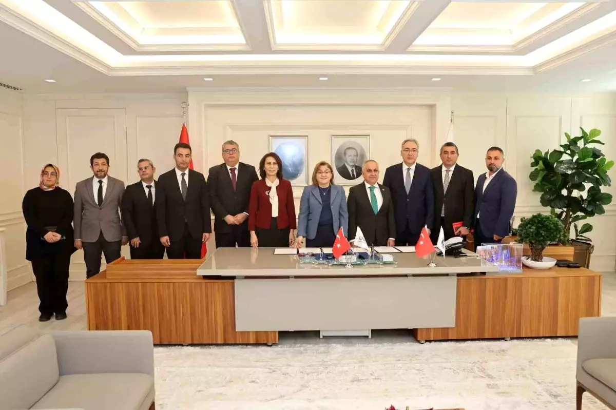 Gaziantep Büyükşehir Belediyesi ve Üniversitesi Yeni Protokol İmzaladı