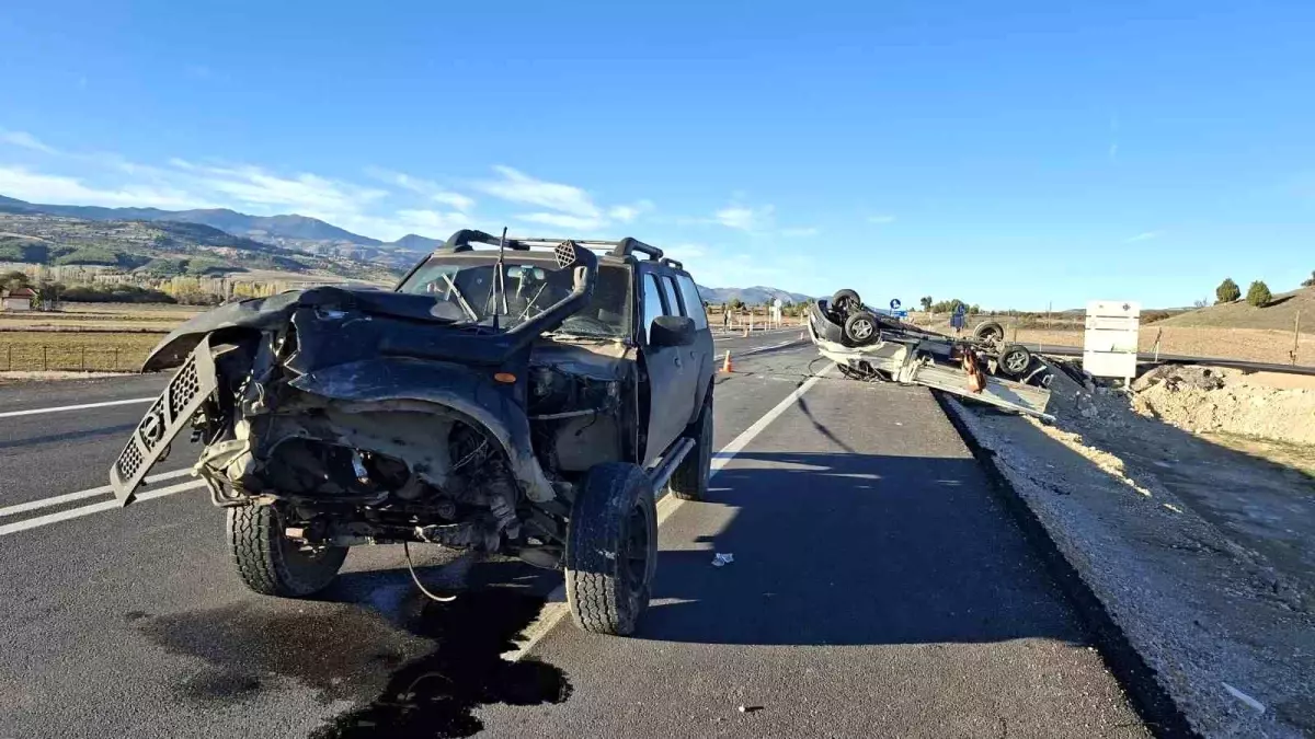 Kütahya\'da Trafik Kazası: 4 Yaralı