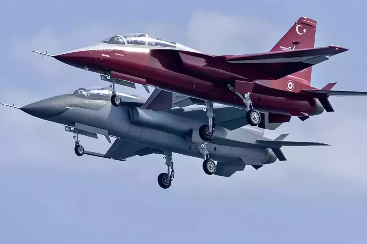 İspanya\'nın HÜRJET kararı Atina\'nın uykularını kaçırdı: Türkiye zırhlanıyor