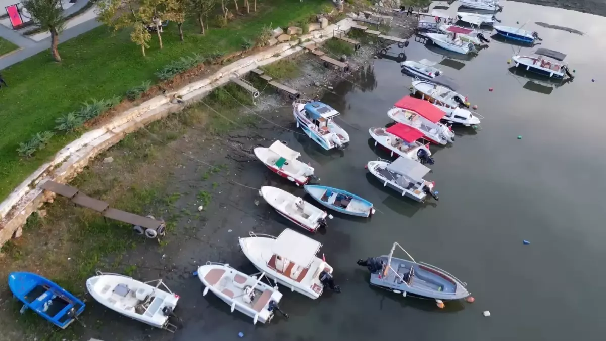 İznik Gölü Kuraklıkla Mücadele Ediyor