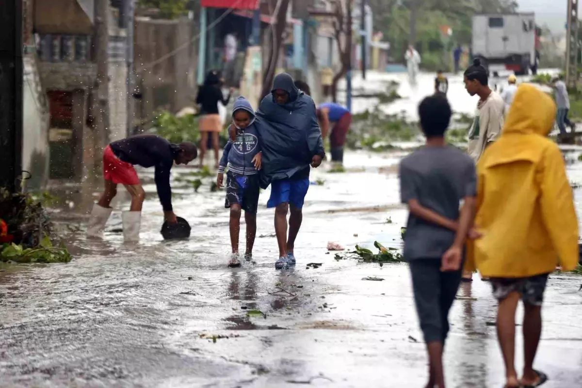 Melissa Kasırgası\'nın Can Kaybı 34\'e Yükseldi