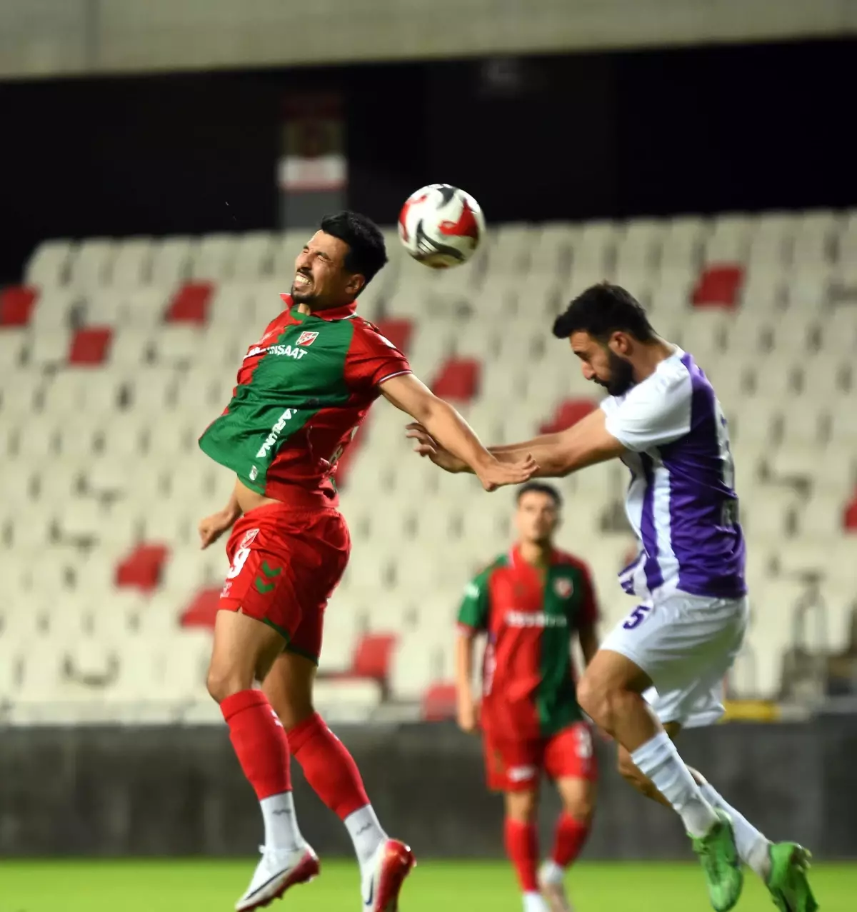 Karşıyaka\'nın Kaderi: Hamza Kulübede