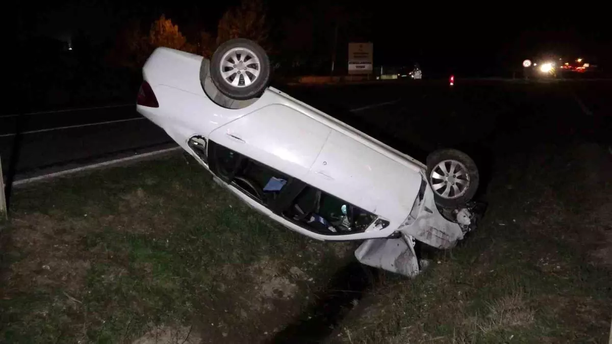 Kastamonu\'da Otomobil Takla Attı: 2 Yaralı