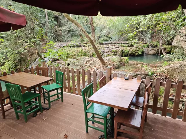 Kenan Evren'in 'gizli köşkü', 14 yıldır kafe olarak işletiliyor Kenan Evren'in 'gizli köşkü', 14 yıldır kafe olarak işletiliyor