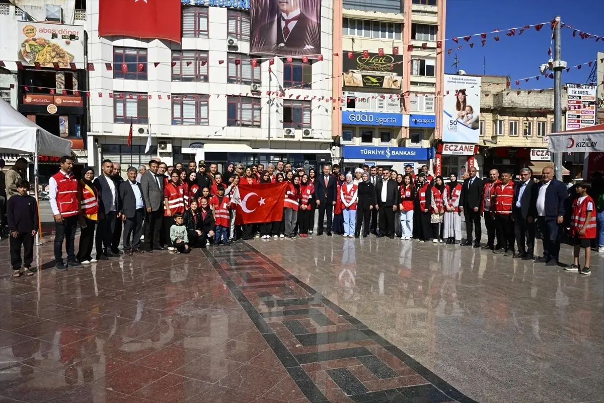 Kızılay Haftası Coşkuyla Kutlanıyor