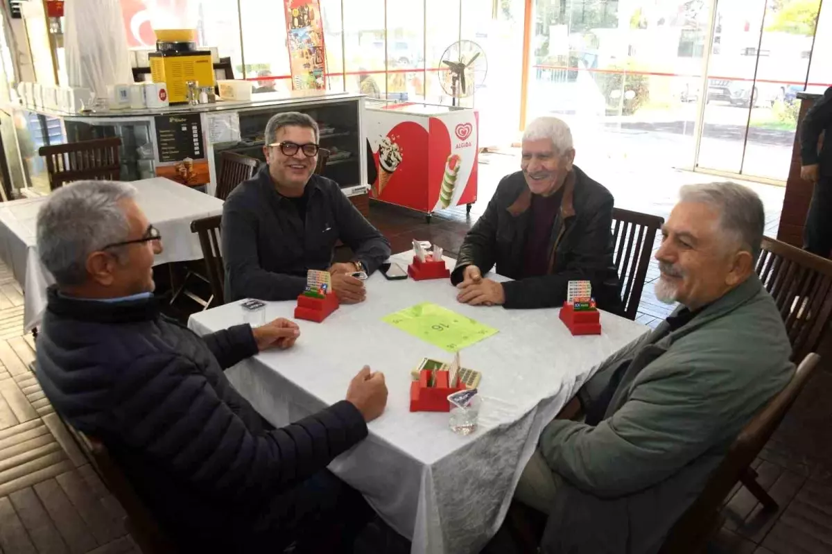 Osmangazi\'de Zeka ve Strateji Yarışı: Briç Turnuvası Yapıldı