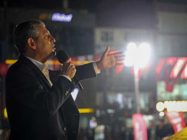 Özgür Özel'den hapisteki Muhittin Böcek'le ilgili olay iddia: Teklif götürdüler Özgür Özel'den hapisteki Muhittin Böcek'le ilgili olay iddia: Teklif götürdüler