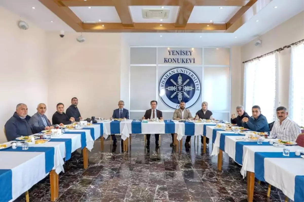 Ardahan Üniversitesi\'nde Yeni Eğitim Programları Tanıtıldı