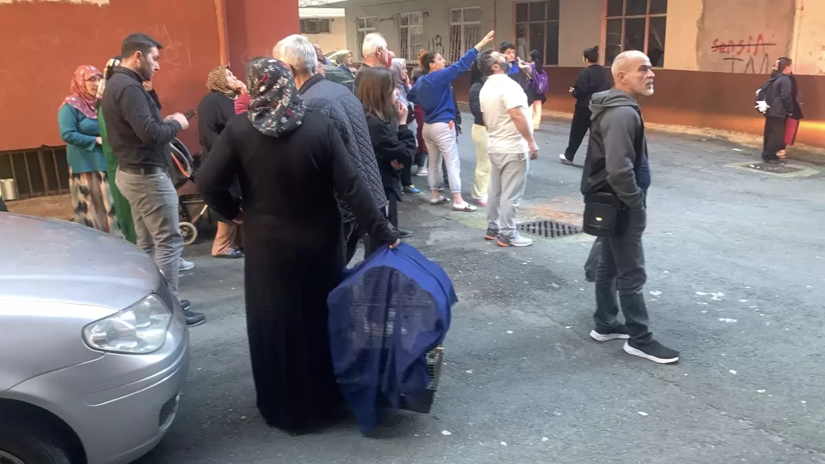 Rize\'de Apartman Yangını