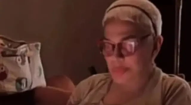 Saçlarını kazıtan Sezen Aksu'nun son halini yakın arkadaşı paylaştı