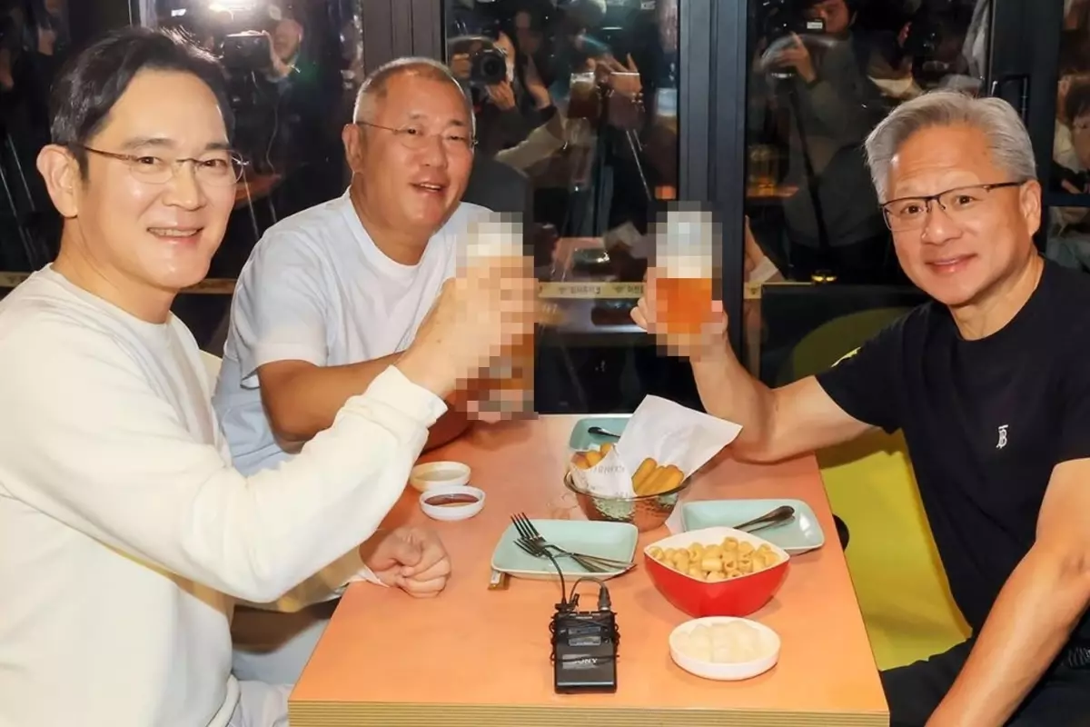 Samsung, Hyundai ve Nvidia\'nın CEO\'ları aynı masada