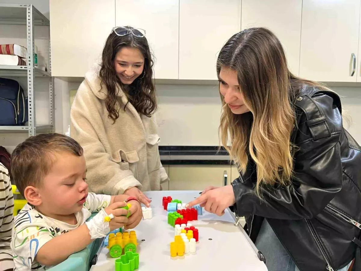 Yurt Öğrencilerinden Anlamlı Ziyaret