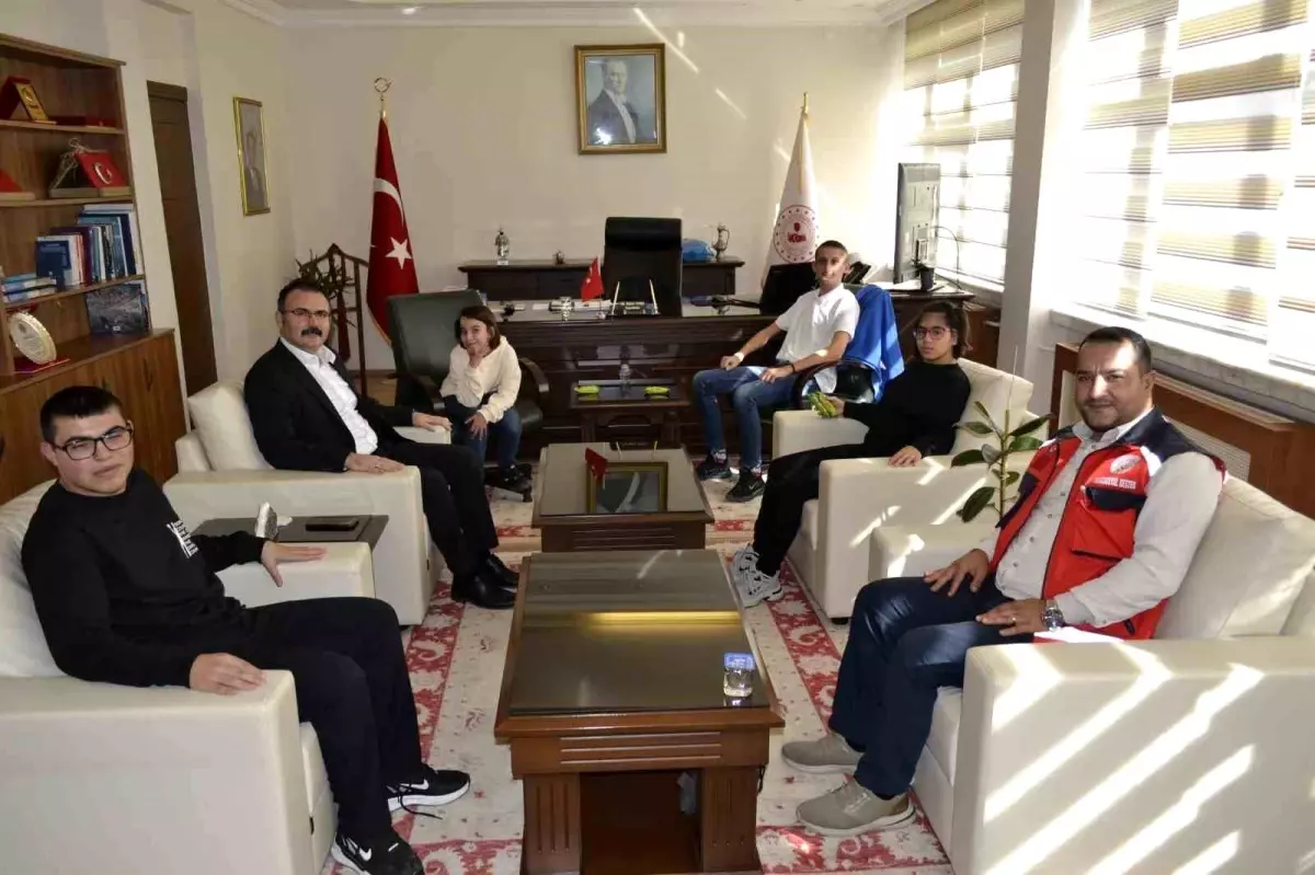 Kaymakam Ateş, Özel Çocukları Ağırladı