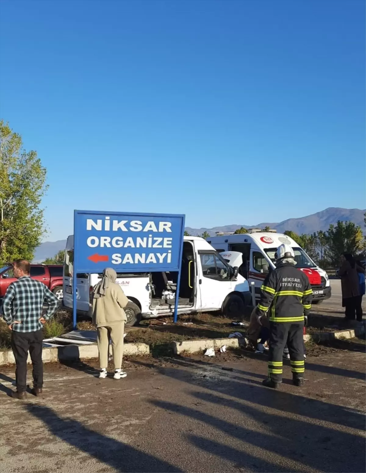 Niksar\'da Trafik Kazası: 10 Yaralı