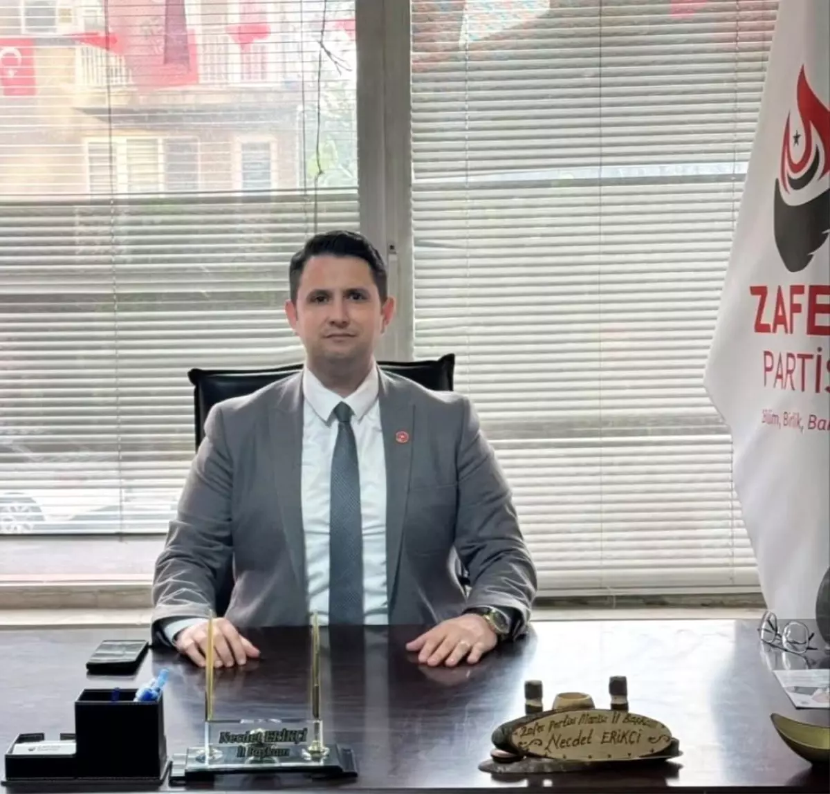 Zafer Partisi Manisa İl Teşkilatı\'ndan Toplu İstifa