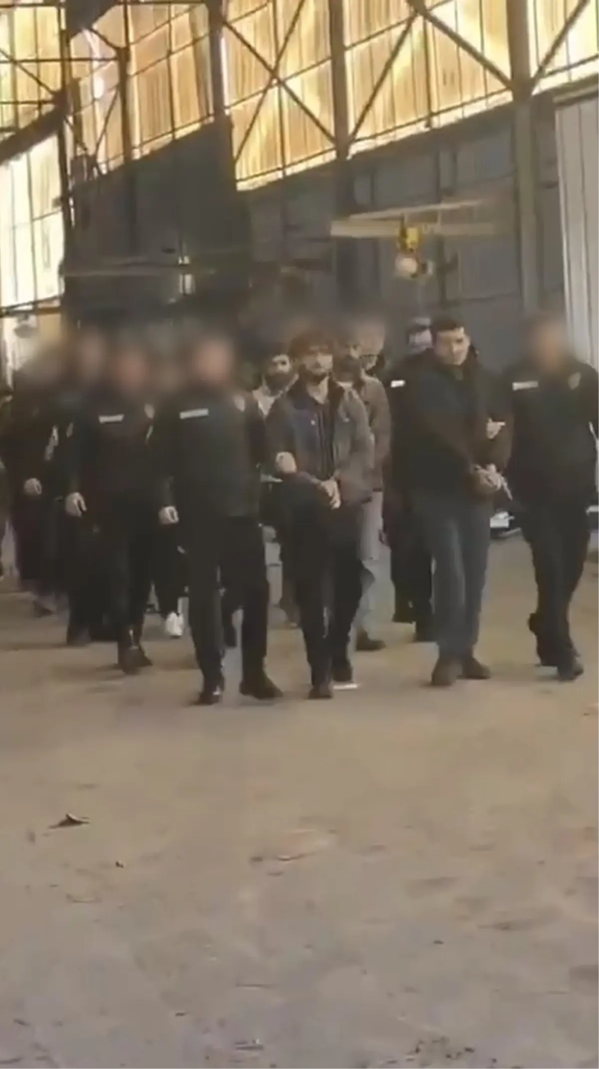 Orhangazi\'de Yasa Dışı Çalışan 17 Yabancı Uyruklu Yakalandı