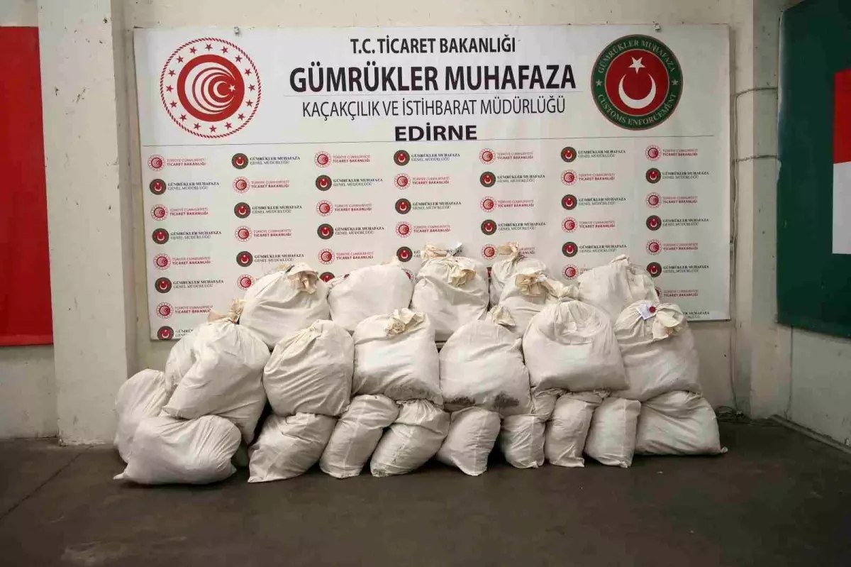 Gümrükte 525 Kilogram Esrar Ele Geçirildi