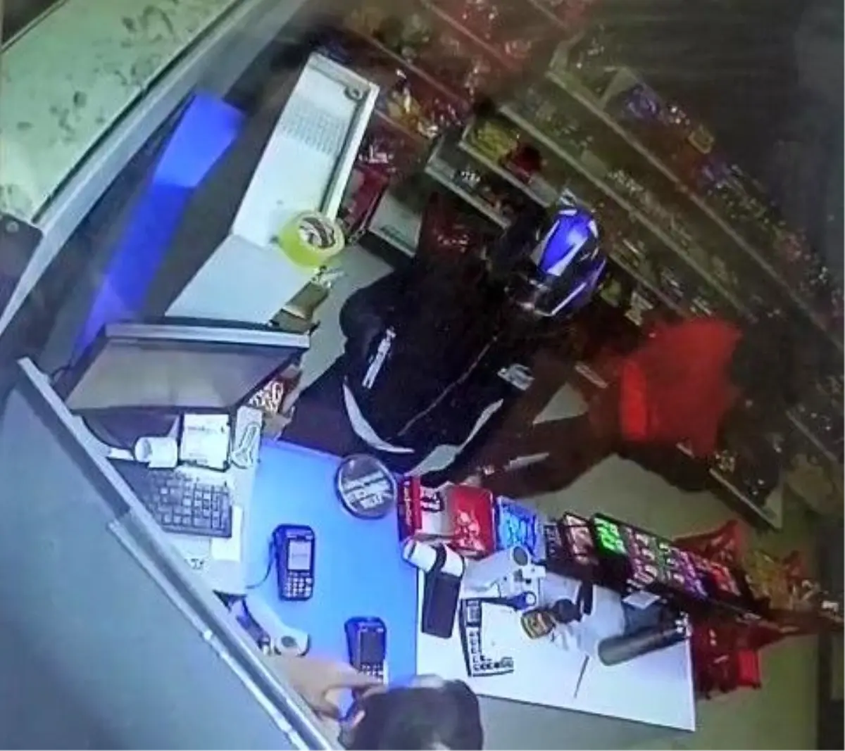 Adana\'da Silahlı Soygun: 2 Şüpheli Yakalandı