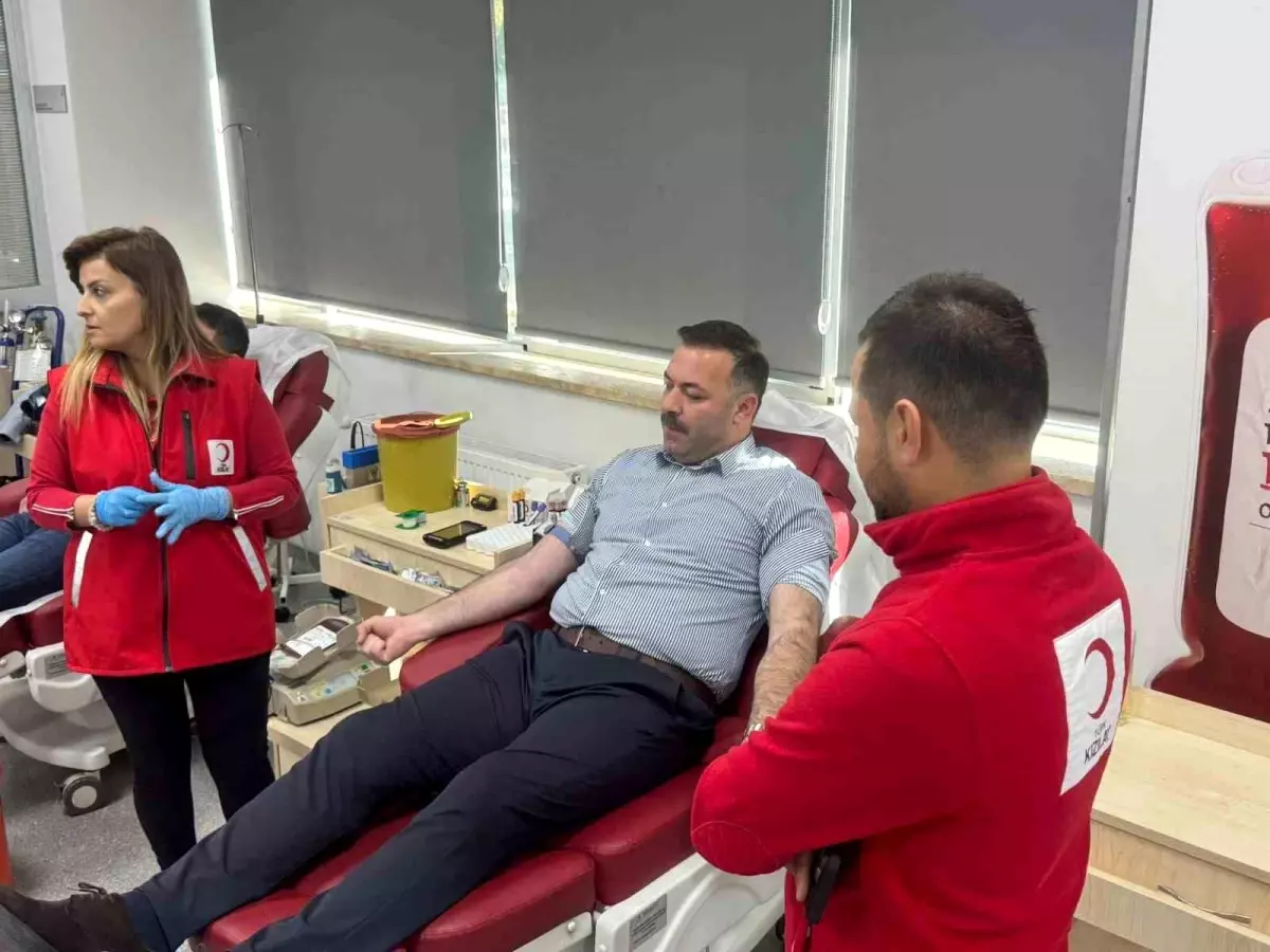 AK Parti\'den Kan Bağışı Etkinliği