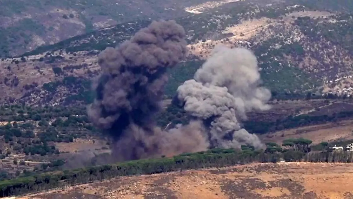 İsrail, Lübnan\'a Girip Belediye Çalışanını Vurdu