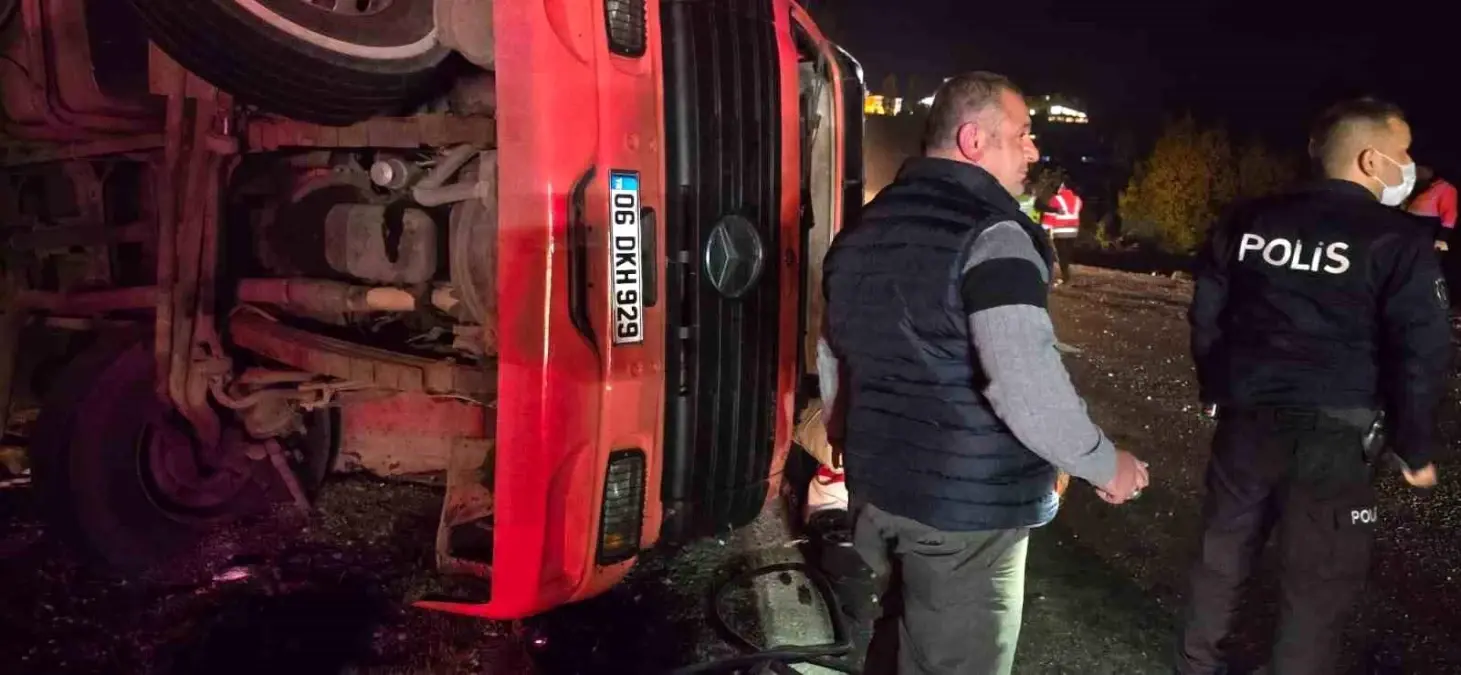 Haymana\'da Tır Devrildi: 1 Yaralı