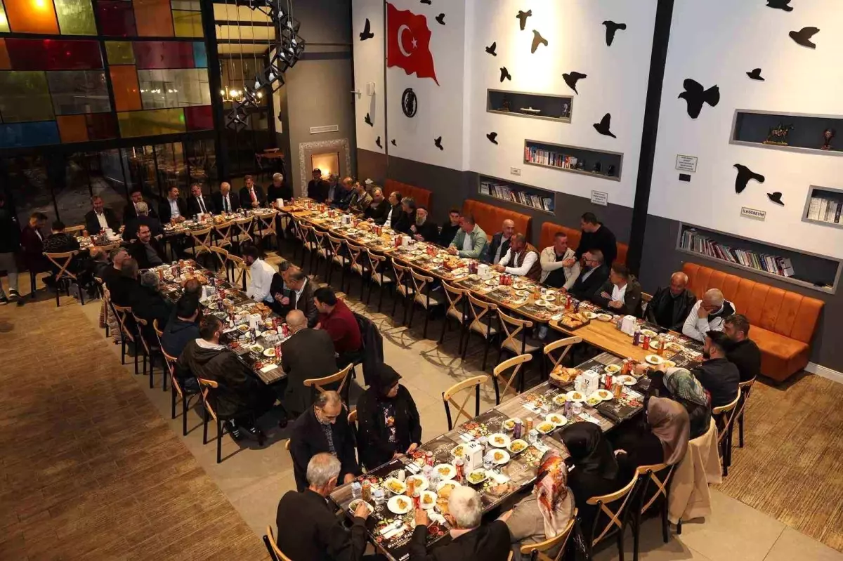 Hacılar Belediye Başkanı Özdoğan, Esnaf ve İş Dünyası ile İstişare Toplantısı Düzenledi