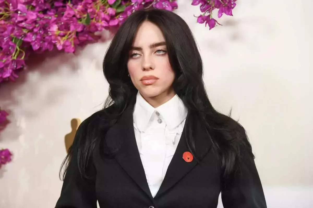 Billie Eilish\'ten rekor bağış! Milyarderlere sert mesaj verdi