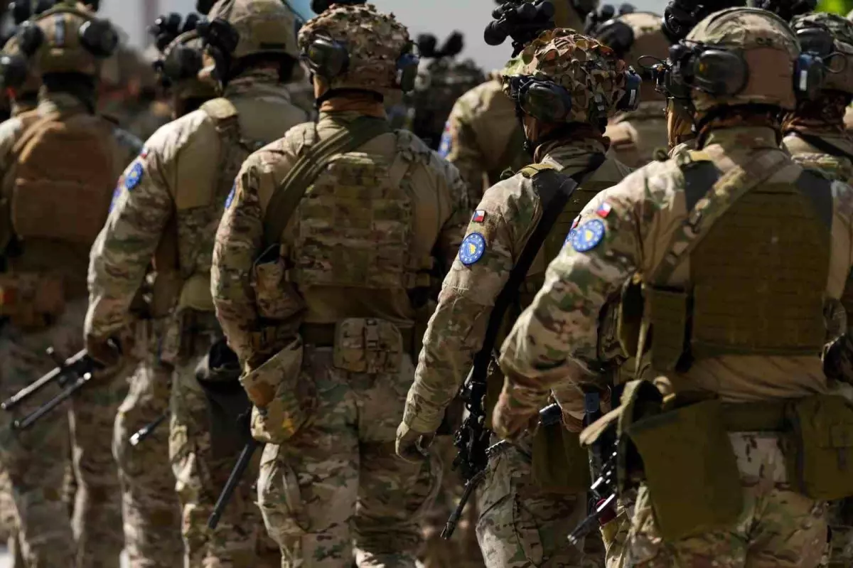 BM, EUFOR\'un Görev Süresini Uzattı