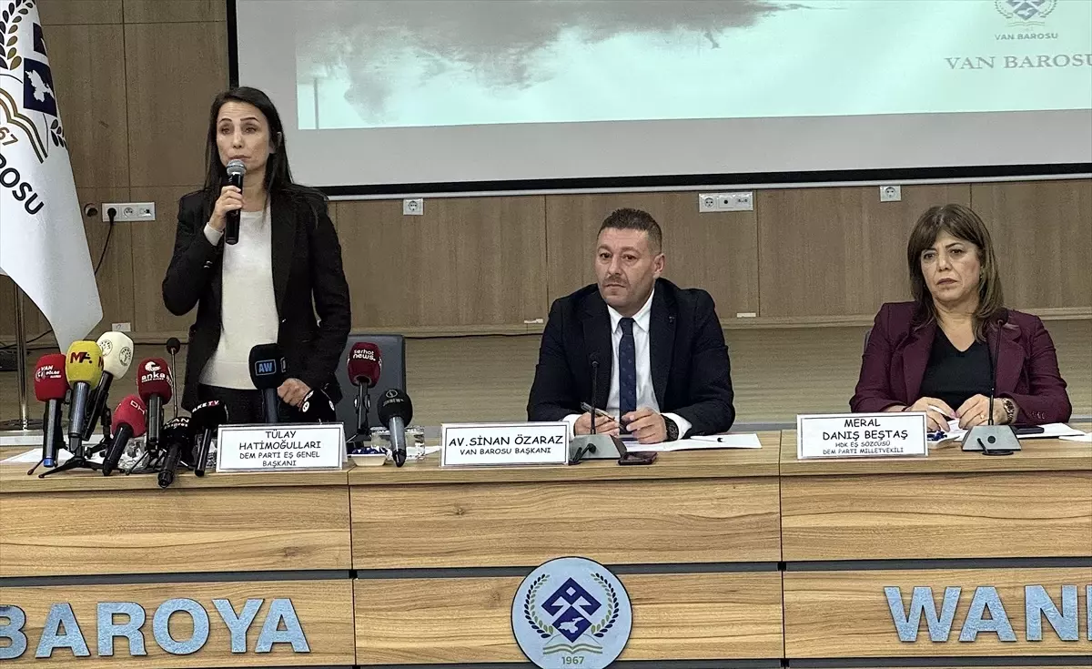 Hatimoğulları Van\'da Barış Sürecini Vurguladı