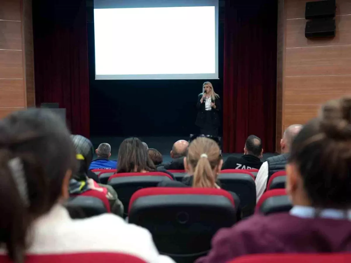 Düzce Belediyesi\'nden Stres Yönetimi ve Öfke Kontrolü Eğitimi