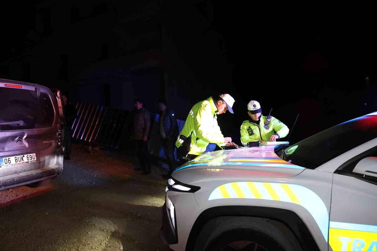 Alkollü ve Ehliyetsiz Sürücü Yakalandı