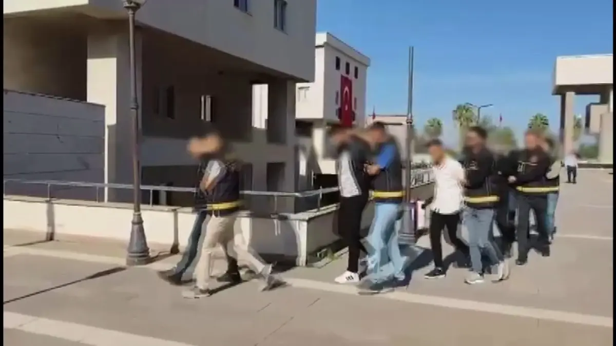 Osmaniye\'de Haraç İsteyen 7 Şüpheli Yakalandı