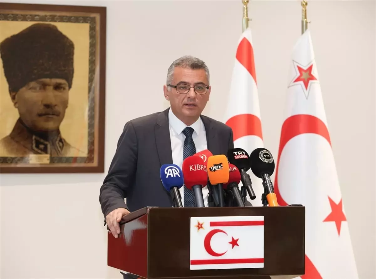 Erhürman ve Hristodulidis Görüşecek