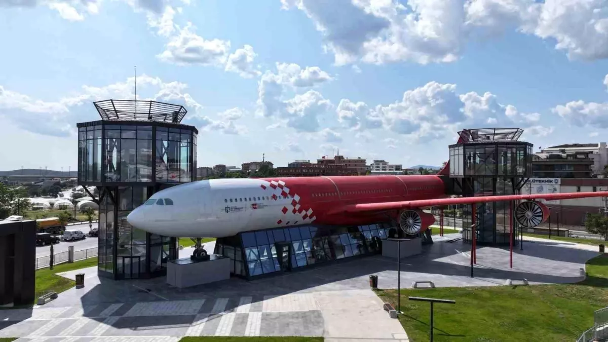 UçakPark Havacılık Bilim Merkezi, 7 Bin Ziyaretçiyi Ağırladı