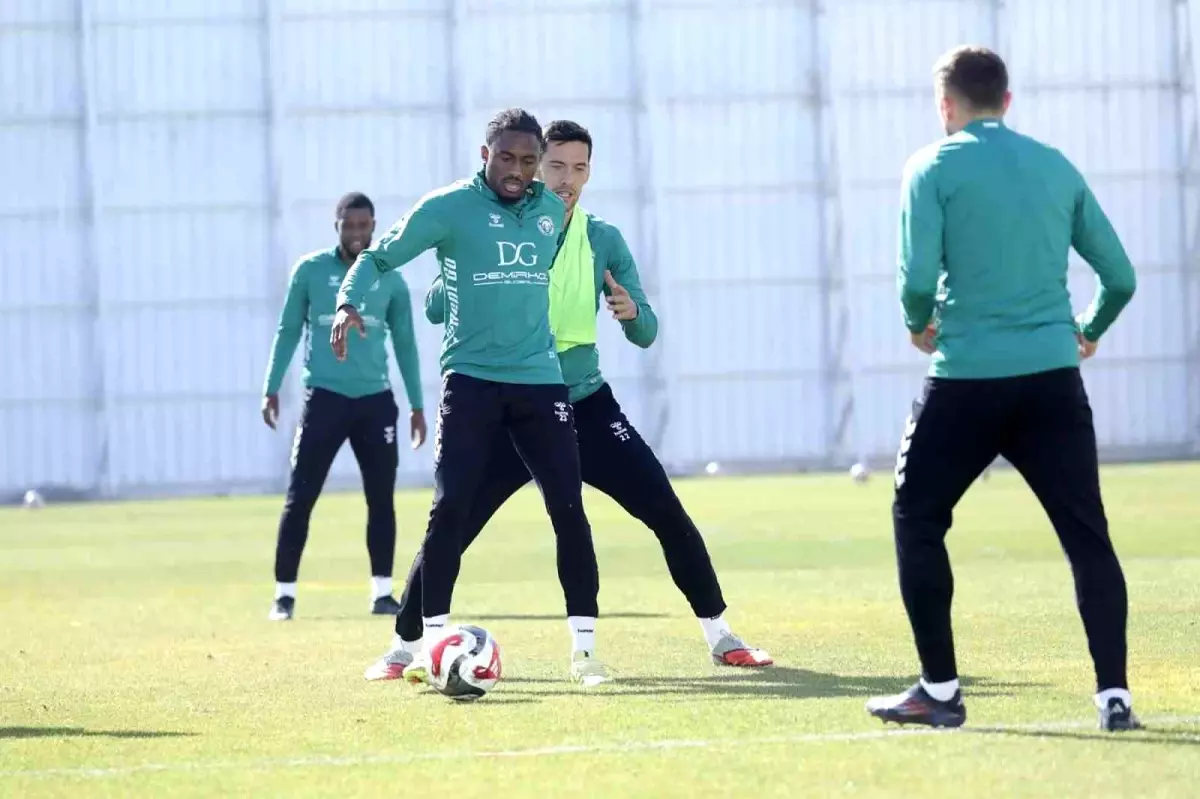 Konyaspor, Samsunspor\'a Hazırlanıyor