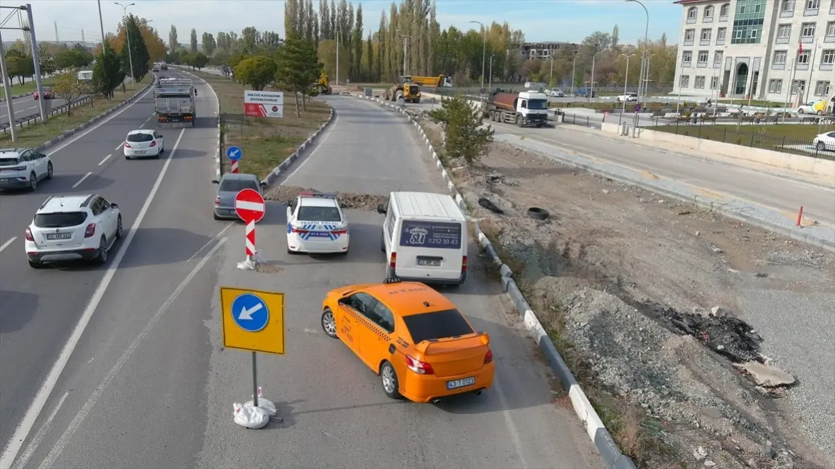 Kütahya\'da Kavşak Çalışması Başladı