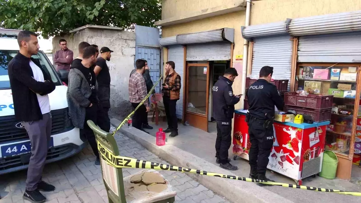Malatya\'da Bakkal İşletmecisi Ölü Bulundu