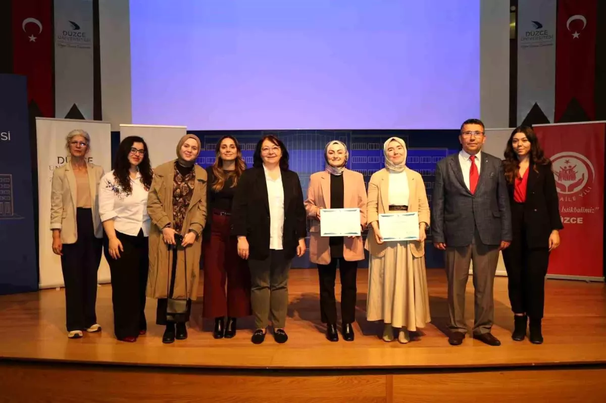 Düzce\'de Koruyucu Aile Eğitimi