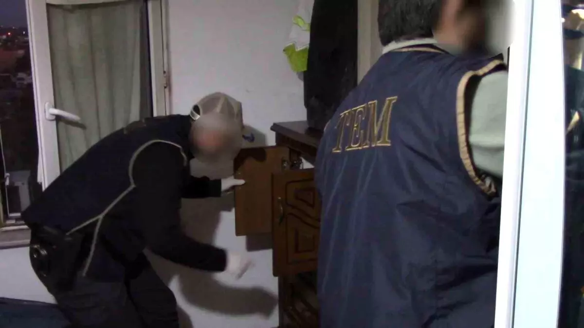 DEAŞ Şüphelileri Sakarya\'da Tutuklandı