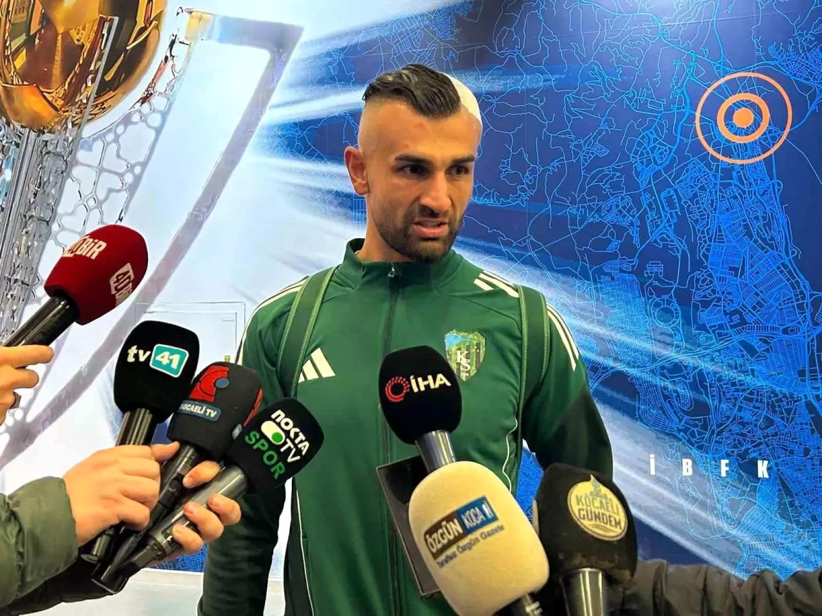 Serdar Dursun: \'Kocaelispor için savaşmaya devam edeceğim\'